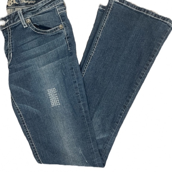 Wrangler Rock 47 Ultra Low Rise Embellished Flare Women’s Jeans Size 7 - Picture 5 of 10